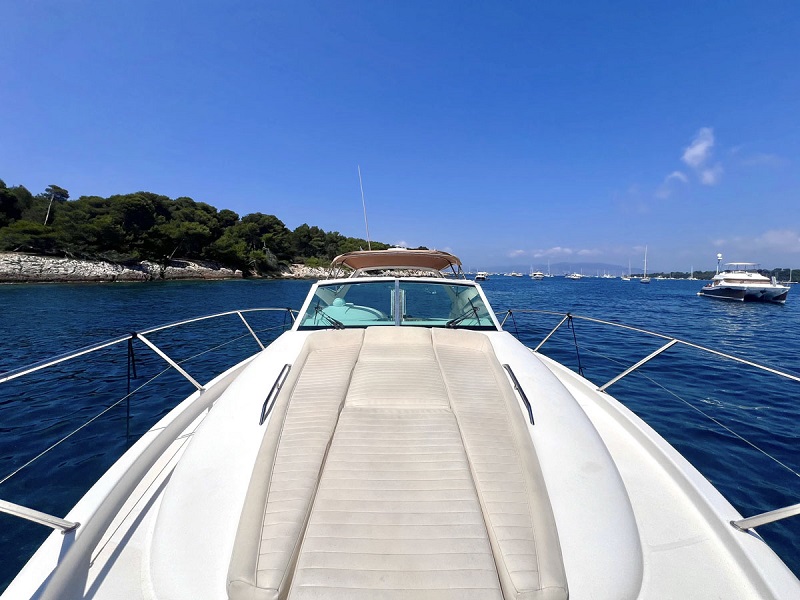 Jeanneau Prestige 34 - Belles Rives Boats