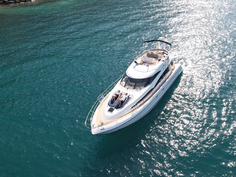 Fairline Squadron 52 Fly
