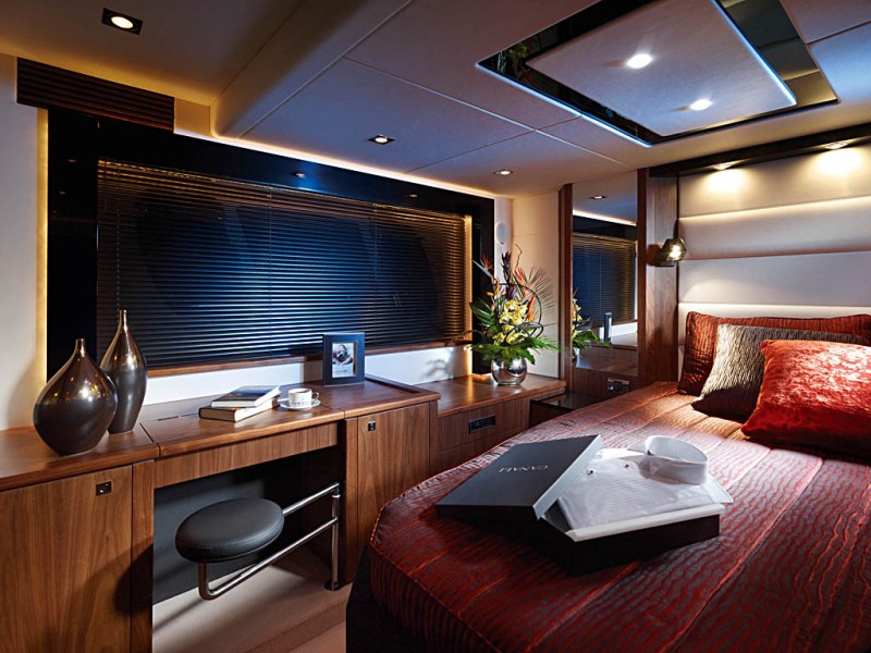 Sunseeker Predator 64