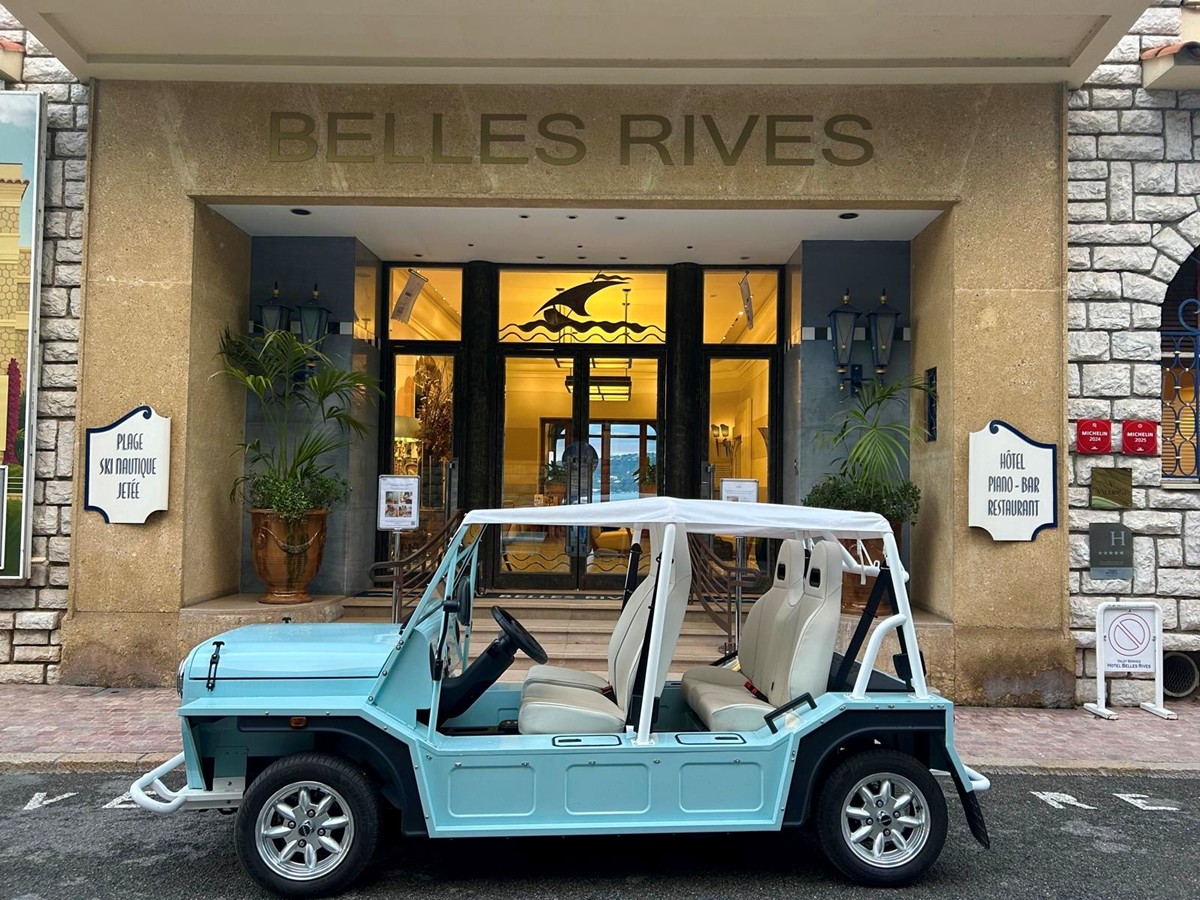 Moke by Belles Rives